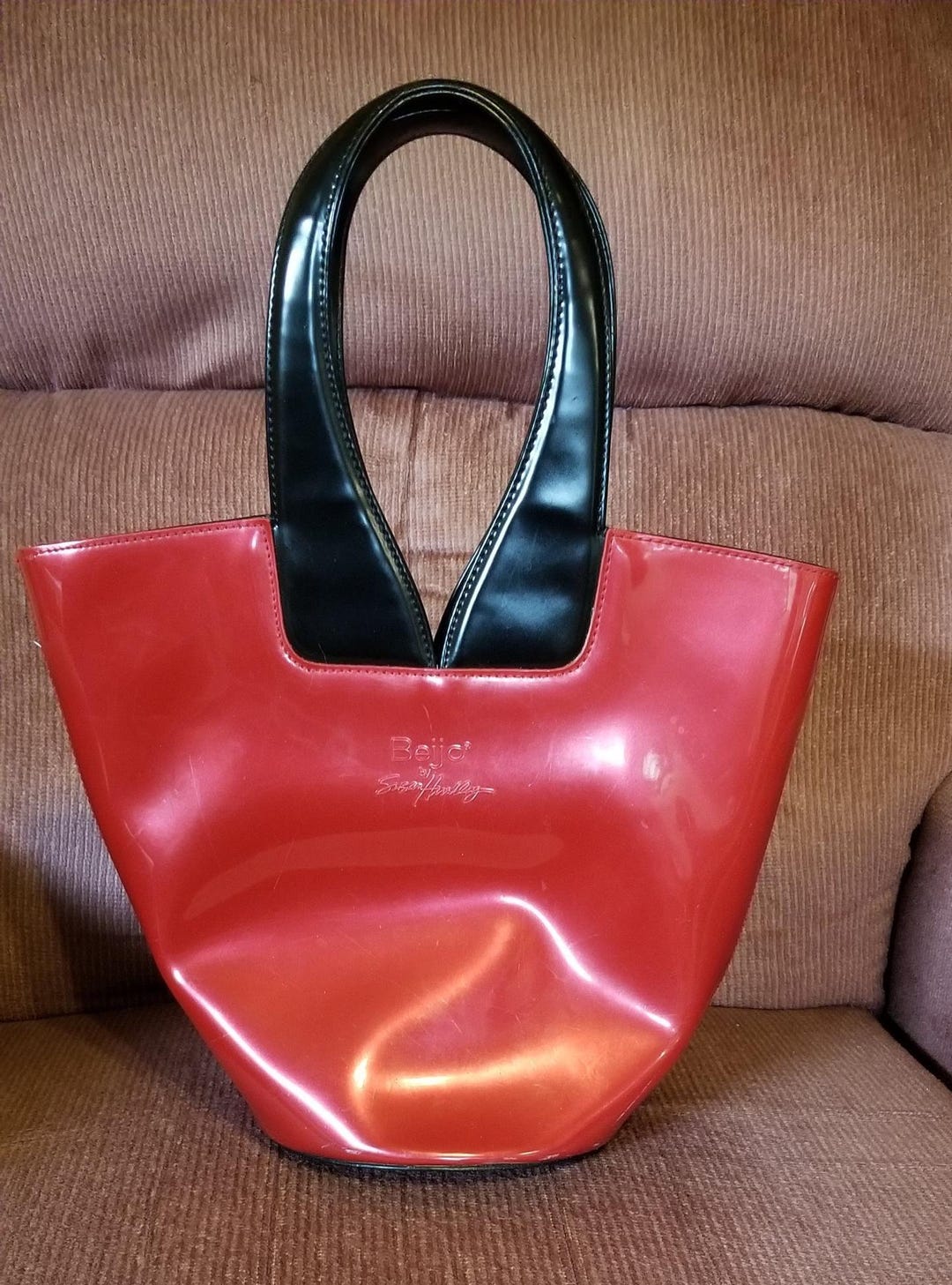 BEIJO Two Lips Valentine Red Cabernet Signature Collection No