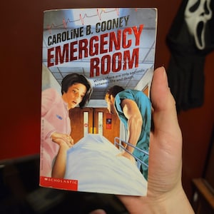 EMERGENCY ROOM by Caroline B. Cooney Paperback Book - Scholastic Point Horror - 1994