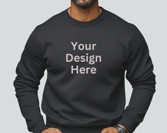 Maqueta de sudadera negra Gildan 18000: Modelo masculino de cuello redondo (descarga digital)