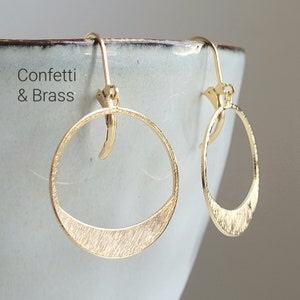 Gold-plated brass earrings with circle and stainless steel leverback image 4