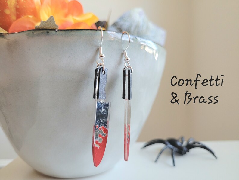 Halloween Ohrringe Blutiges Messer Anhänger Scream mit versilberten Edelstahl Ohrhaken afbeelding 9