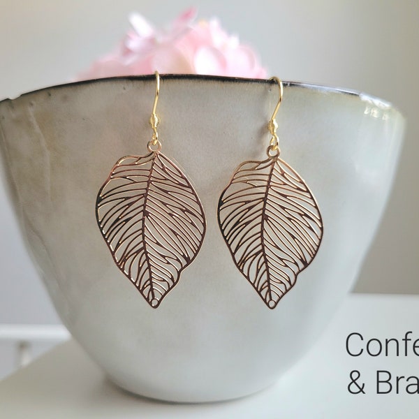 Gold earrings with leaf pendant, leaf earrings with stainless steel earwires