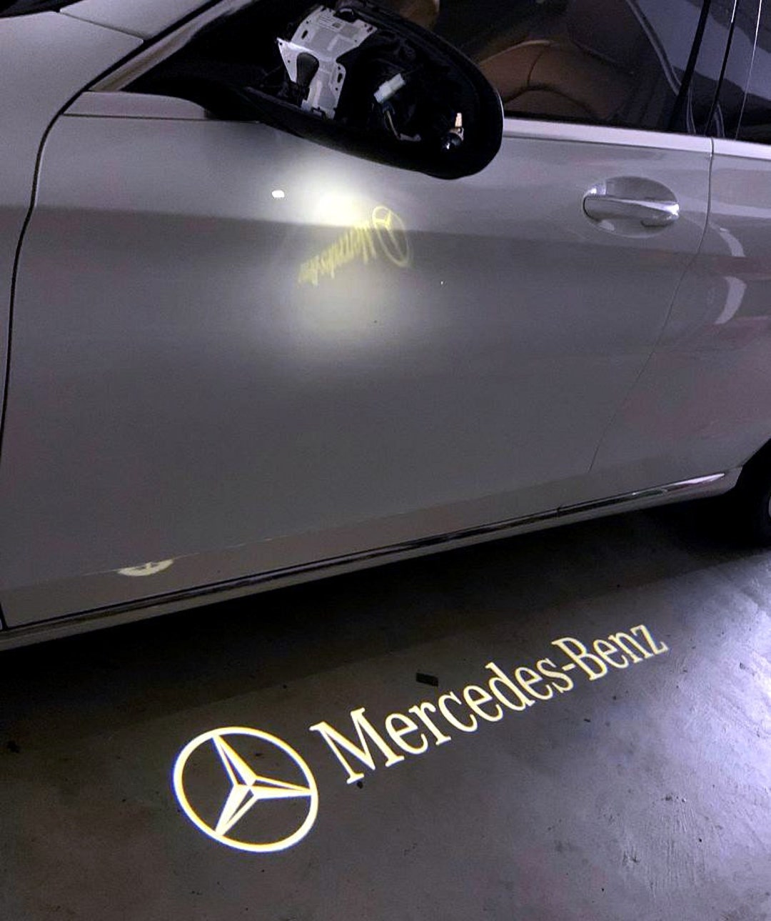 2X LED-Pfützen-Licht-Seitenspiegel-Logo-Projektor-Lichter für Mercedes-AMG  W176 W246 W204 W212 W221 W218 C117 X156 -  Österreich