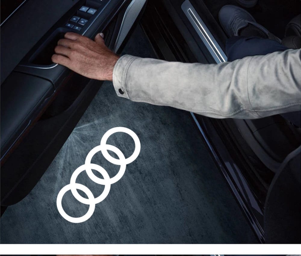 Audi SQ2 Auto LOGO Abzeichen LED Licht 