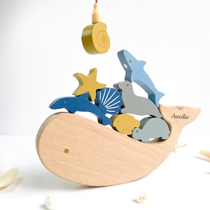 Jeu de pêche Océan aimanté Cadeau de naissance en bois personnalisé Jouet montessori Cadeau anniversaire ou naissance Cadeau 1 an image 2