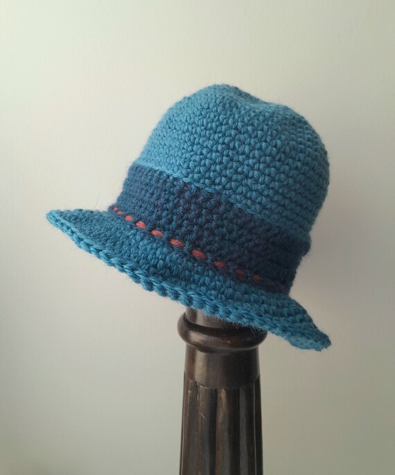 Vintage Style Crochet Wool Alpaca Hat: 1930s Retro Winter 