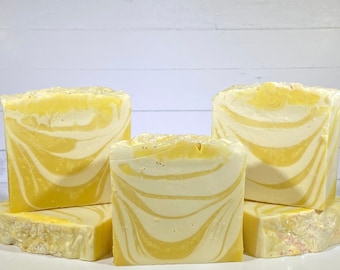Jabón artesanal de verano hecho a mano