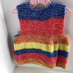 Robe chasuble pour bébé/Cadeau de baby shower/Cadeau d&#39;anniversaire/Tricot à la main
