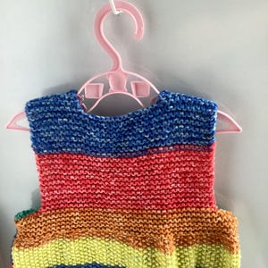 Salopette bébé /Cadeau baby shower/Cadeau d&#39;anniversaire/Tricot à la main