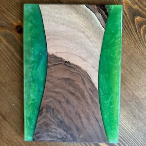 Epoxy and Wooden serving, Cutting Board, Charcuterie Board, Resin and Walnut Wood Serving Board, personalized, gift for her,gift for mom