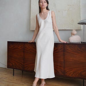 nasty gal marketplace satin scoop neck bias midi slip dress Women's Black Satin Lace Cup Detail Midi Dress