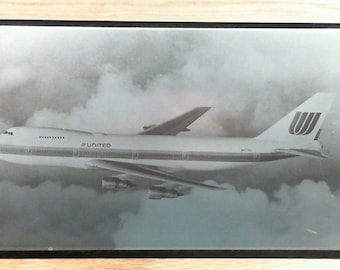 United Airlines 747 Photo Image on Metal backing plate . Award image.      CL423-54