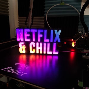 Enseigne LED Netflix et Chill | Petites séries, quantité limitée, panneau lumineux pour circuit imprimé, PixelBlaze, informatique, technicien, kit de soudure DIY