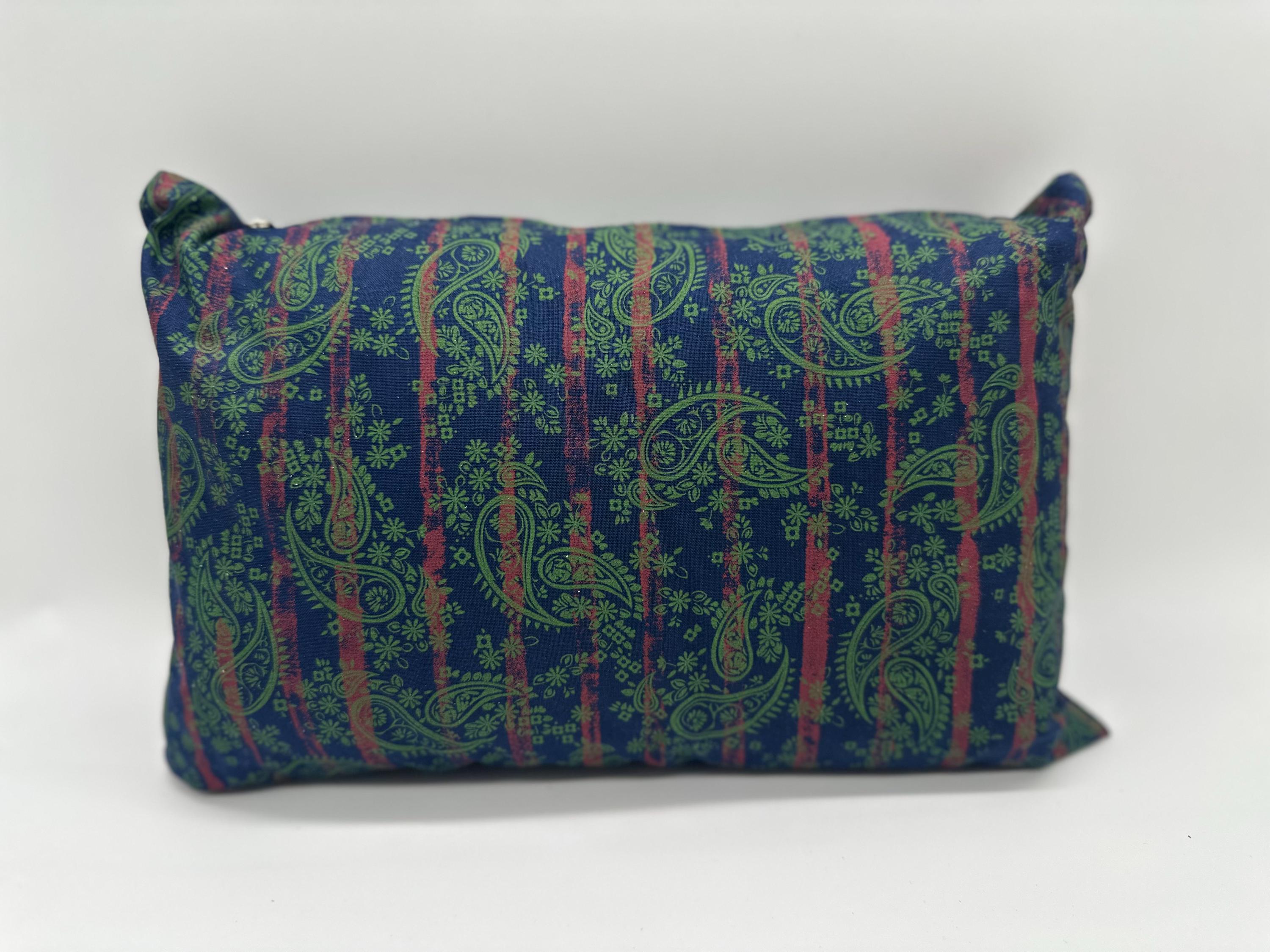 Pine cushion 20x30 in blue-green colored and zipper - filled with Tyrolean pine shavings - optionally with 5ml organic pine oil