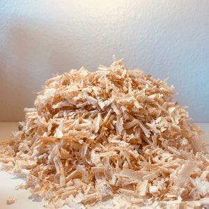 Premium Tyrolean pine shavings - freshly planed from 100% Tyrolean pine wood - for pine cushion refills - 1kg, 2kg or 5kg