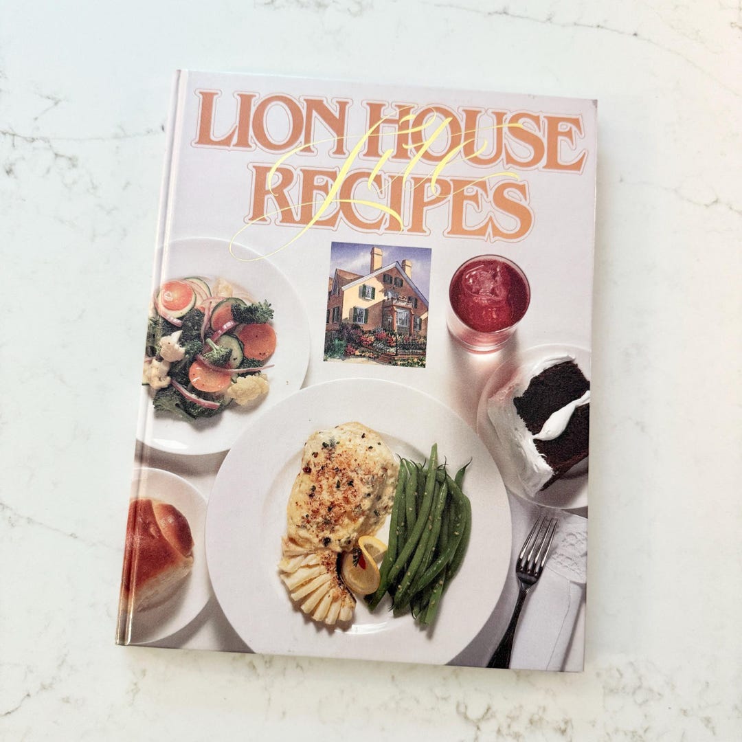 Vintage Lion House Lite Recipes Cookbook (1996), Hardcover No Dust