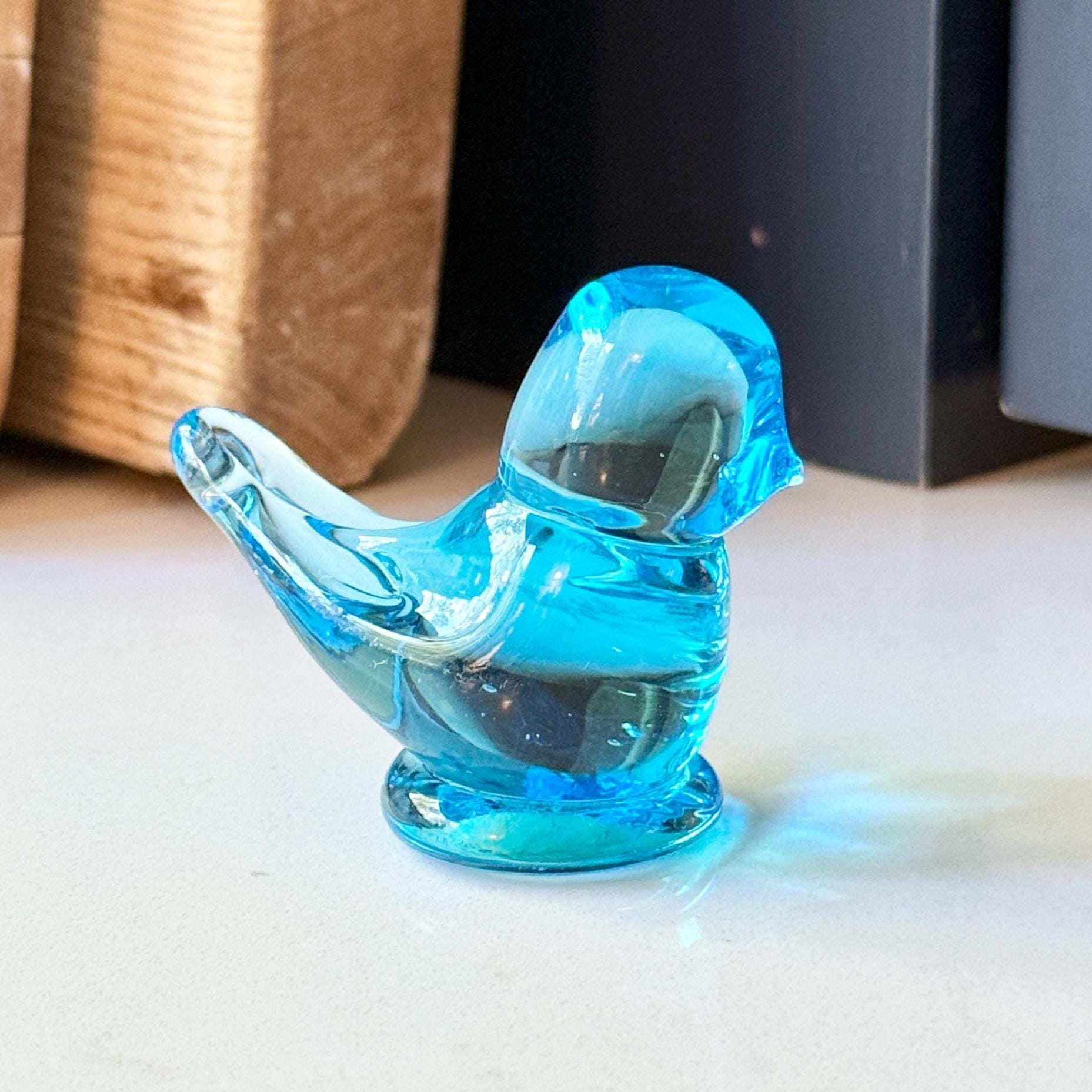 Signed Leo Ward Art Glass Bird Figurine: Aqua Blue Bird of