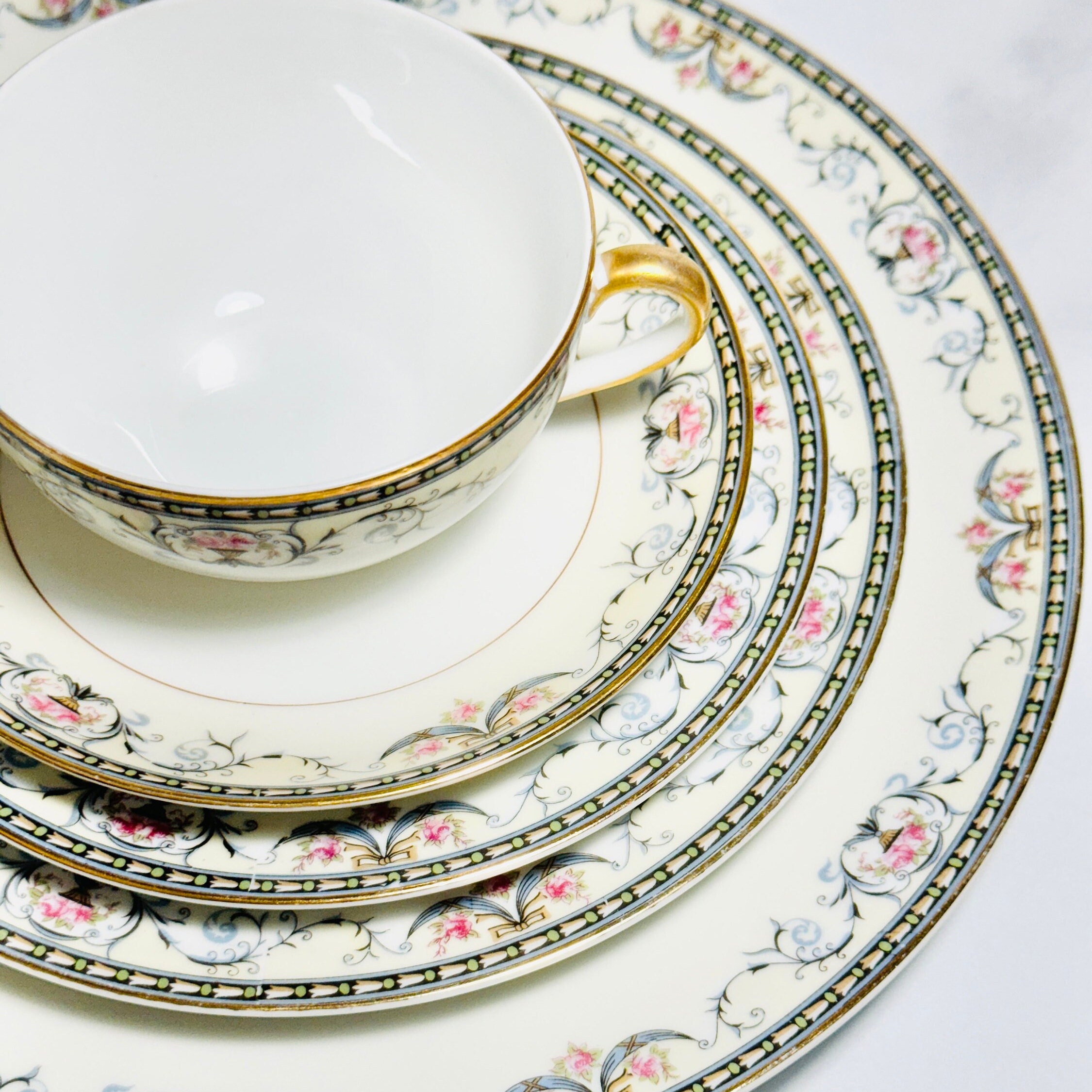 食器 Noritake Bone china 1. Set 5x5 Noritake China Mayville Bone China 5 Piece Place Setting. Made in