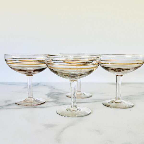 Vintage Champagne Coupes. Champagne Glasses. Gold Trim. Set of 4. Vintage Barware
