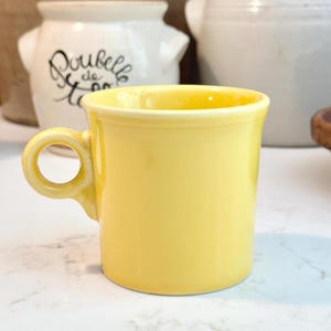 1980s Homer Laughlin Fiesta Sunflower Yellow Ring Mug. Vintage Coffee Mug. Collectible Fiestaware