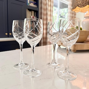 Vintage Cristal d&#39;Arques Junon Wine Glasses - Set of 4