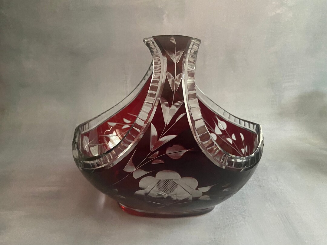 『スタうー特価』　BOHEMIA CRYSTAL レッドクリスタル　大鉢 Amazon.com: Czech Bohemian Crystal Glass Vase 12''-Height Red