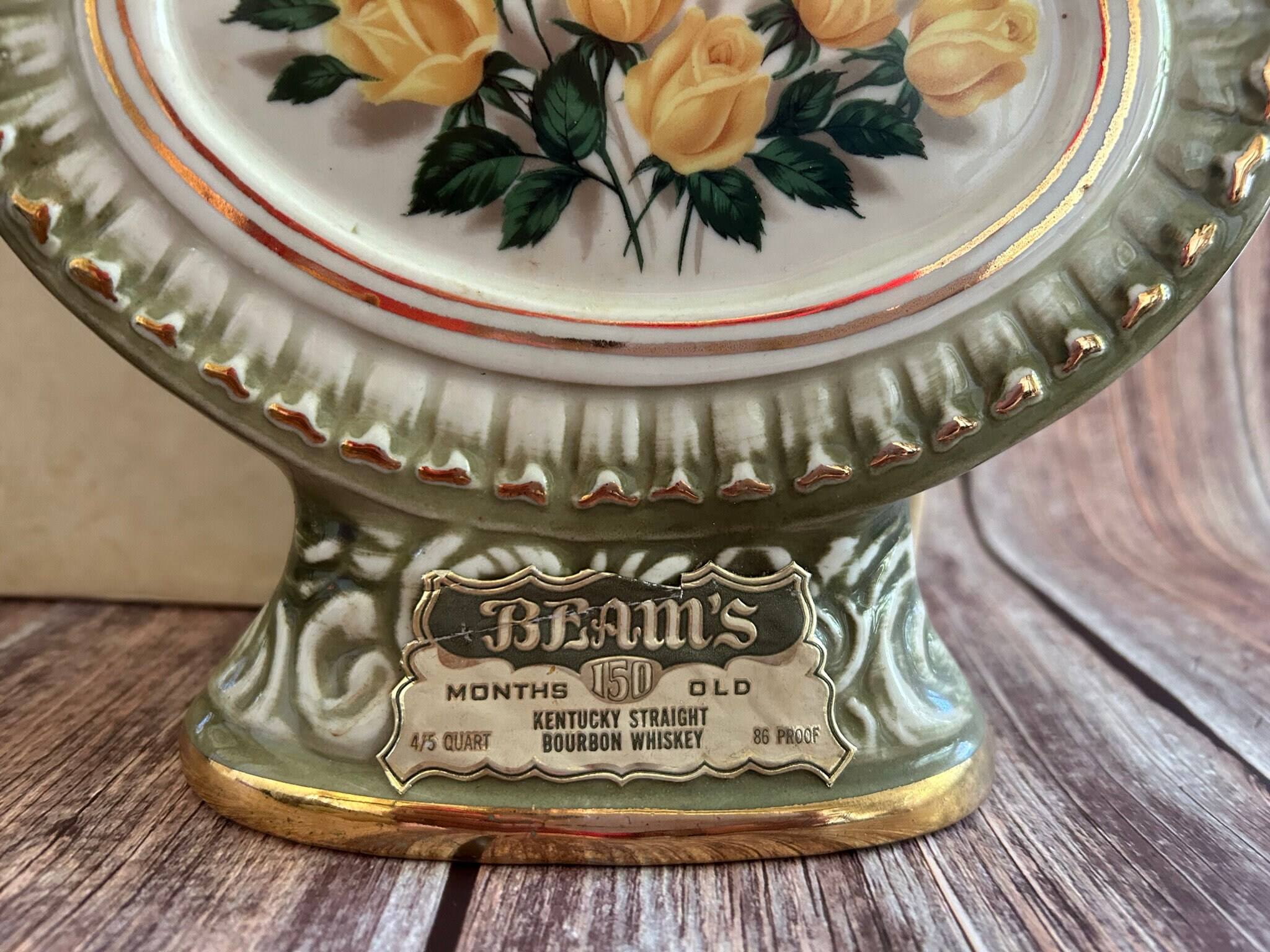 ヴィンテージ ジムビーム 記念デキャンタ（ローズデザイン、オリジナル