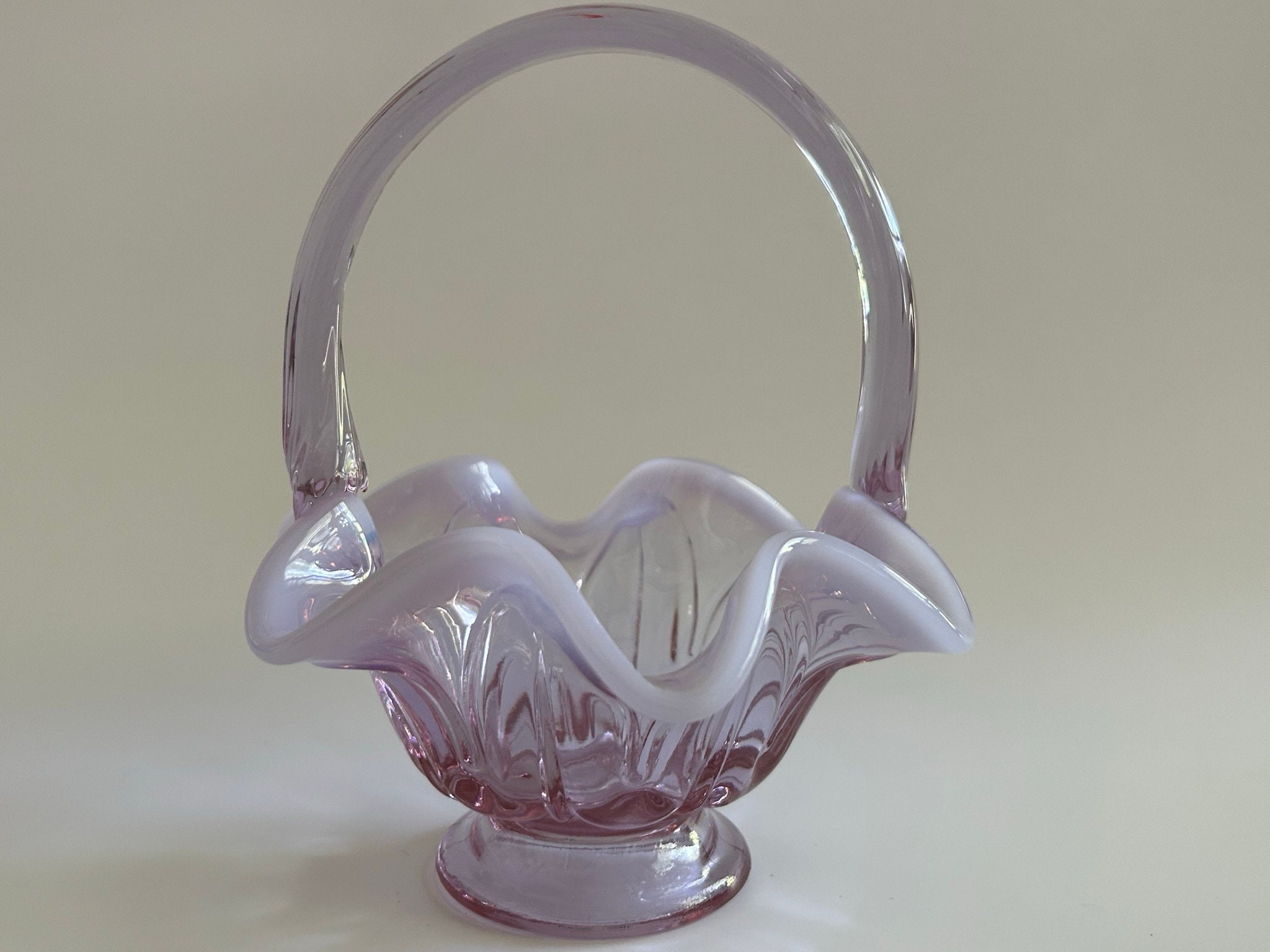 Fenton glass basket - Etsy 日本