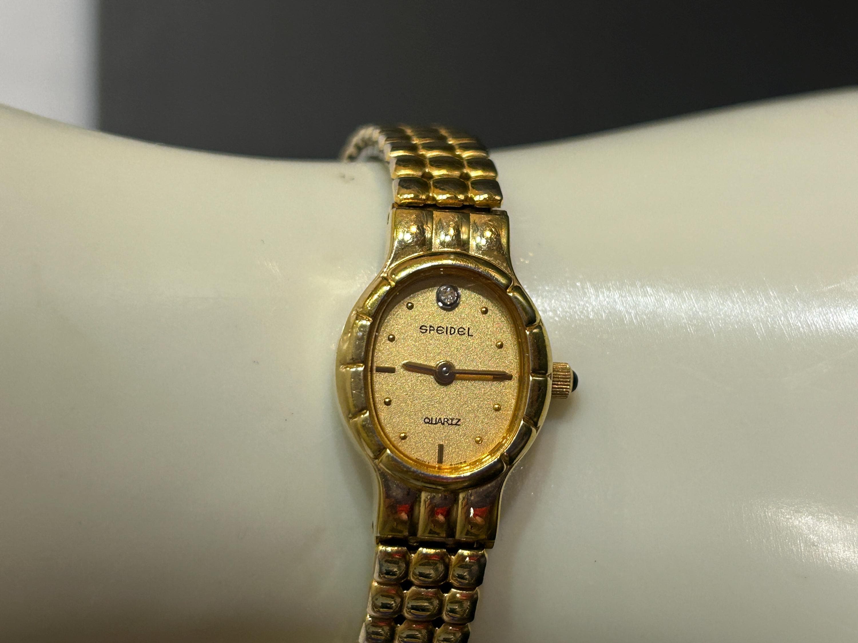 Speidel Watches Women's 60320732 Classic Analog Watch : Speidel Original Scrub Watch™ for Nurses, Medical