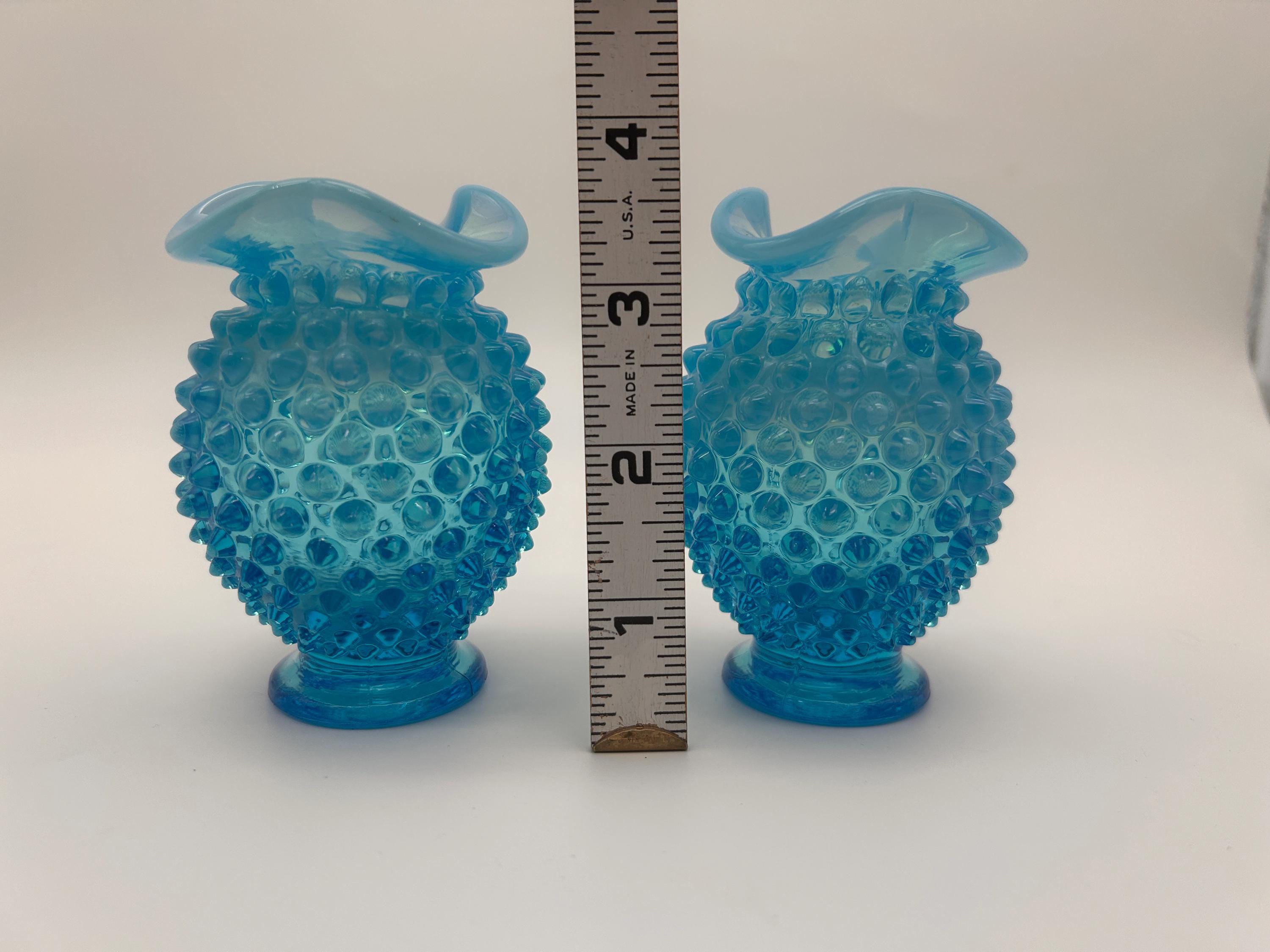 ヴィンテージ フェントン ブルー ホブネイル花瓶（別売り） - 残り1点