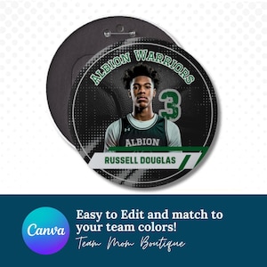 Op de afbeelding: Een zwart-witte basketbalknop met een groen en wit ontwerp. De knop toont een basketballer die een groen-wit shirt draagt met de tekst "ALBION WARRIORS" en "RUSSELL DOUGLAS" erop.