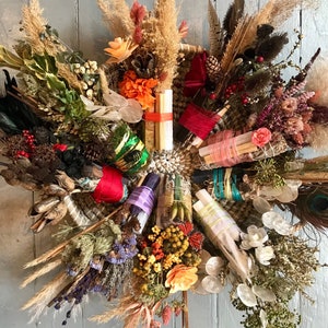 Dried flower bundle/bouquet with 2 LARGE crystals, sage, palo santo and incense for wedding bouquets, healing or intention manifestation!