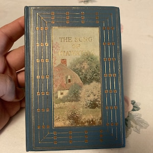 1907 The song of Hiawatha by Henry Wadsworth Longfellow, The Vademecum Series Henry Altemus Publishing with slipcover in great shape