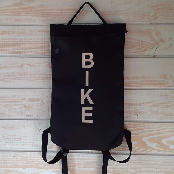 Sac à dos BIKE, Durable, Mixte, Style Urbain, Design, Plat, Recyclé. Sac Préféré Pour le Vélo. Fait main. Cadeau de Fêtes, Anniversaires.