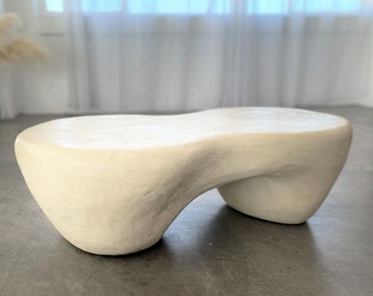 Handmade coffee table in beige tadelakt plaster- Bone - Limestone finish