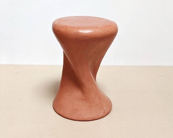 Tadelakt side table - console end table - hand made - plaster table - terra cotta - contemporary table - asymmetrical table - berber table
