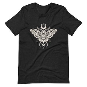 Moth Shirt | Witchy Woman Cottagecore T-Shirt | Insect Shirt | Tattoo Shirt | Moth Tees