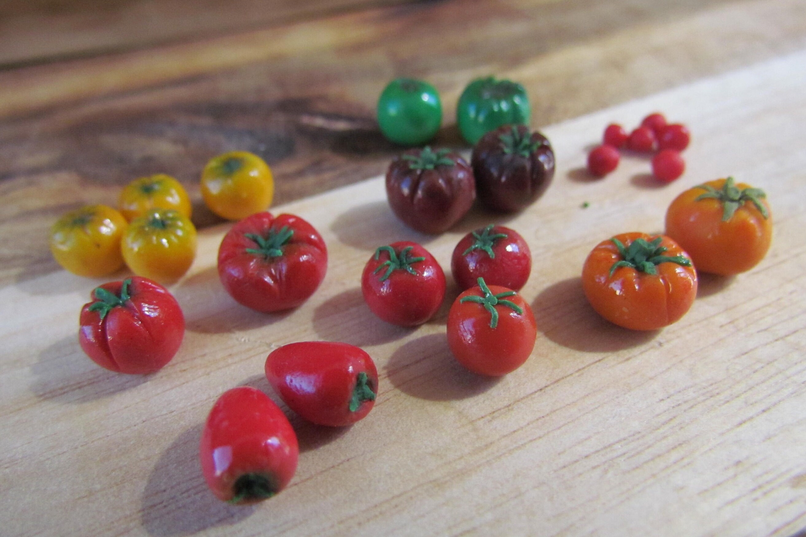 Tomates Artificielles Miniatures 1:12 – Lot De 10 En Résine – Pour Maisons De Poupée Et Dioramas