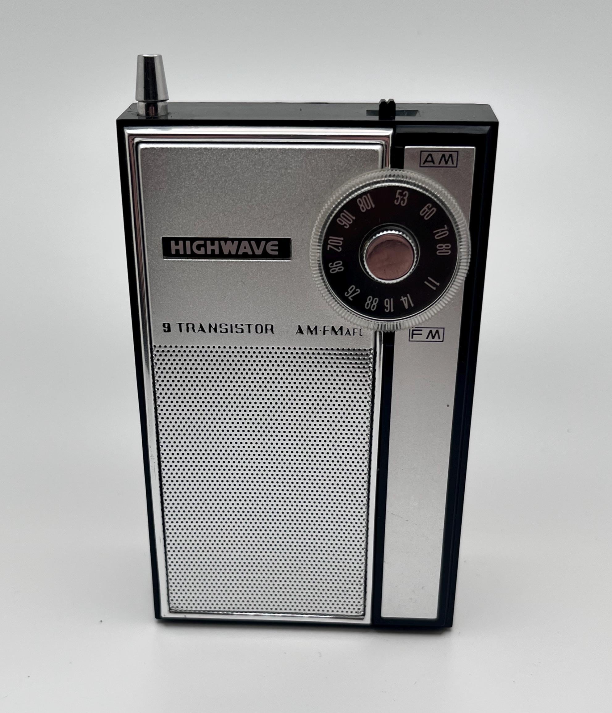 アンティーク　Vintage　ポケットトランジスターラジオ　海外製　9V形乾電池 アンティーク Vintage ポケットトランジスターラジオ 海外製 9V形