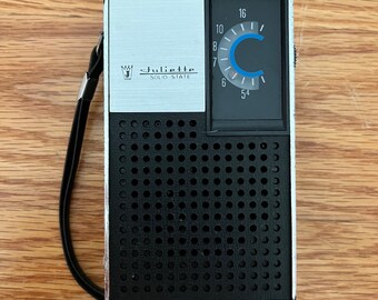 Vintage Juliette APR-256F AM Transistor Radio. Restored! Working!