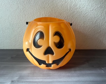 Vintage Halloween Decor, Vintage General Foam Pumpkin Blow mold Pail, Vintage Plastic Halloween Jack o Lantern, Trick or Treat Pumpkin