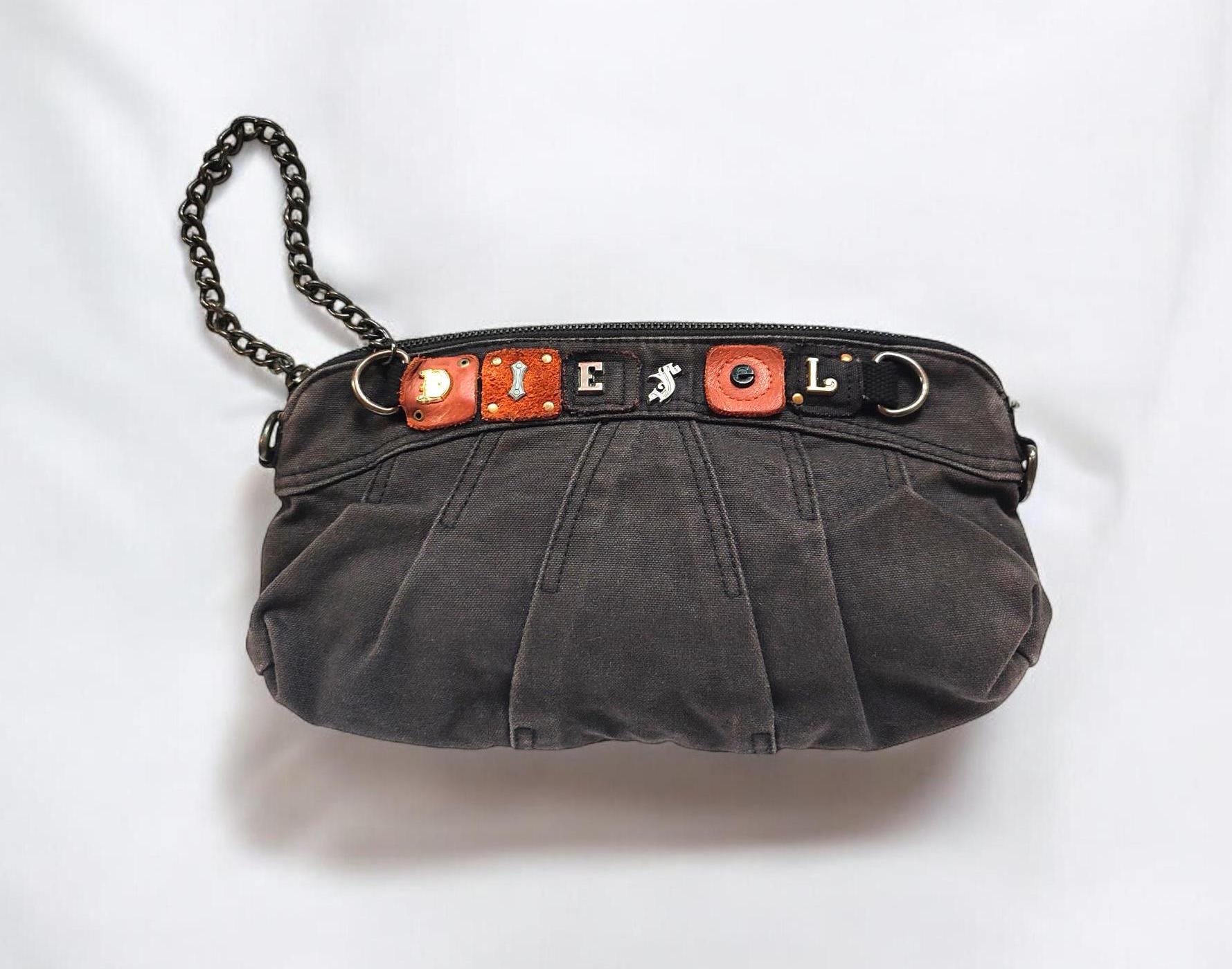 DIESEL Vintage Clutch Bag With Leather Logo, 2000's Y2k Vintage Rare Diesel Archive, Baguette Style Diesel Handbag - Etsy DIESEL Vintage Clutch Bag With Leather Logo, 2000's Y2k Vintage Rare Diesel Archive, Baguette Style Diesel Handbag - Etsy