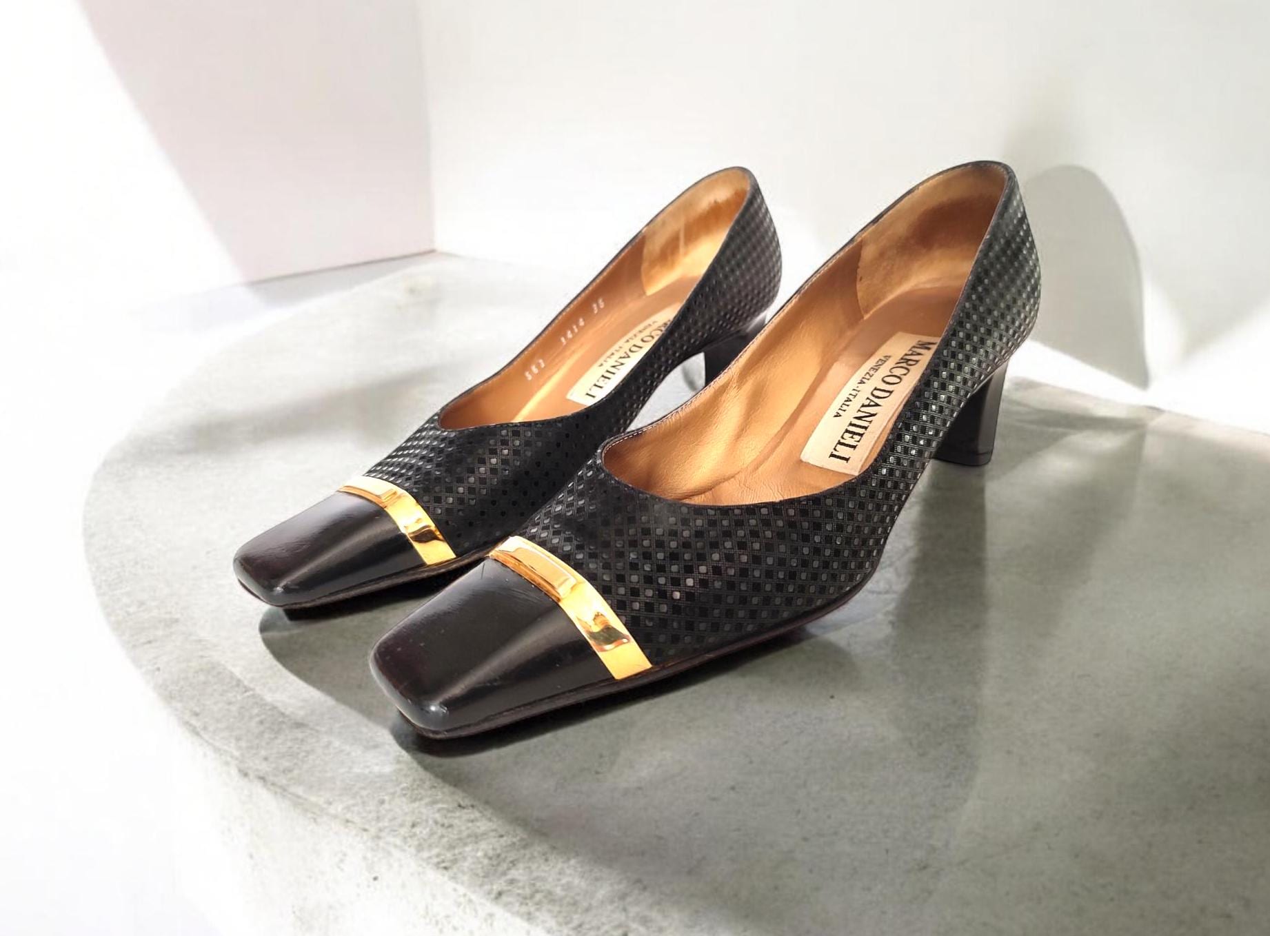 Vintage Italian Black Square Toe Low Heel Pumps With Gold Detail Made In Italy Marco Danieli Pumps 80s 90s Designer Pumps Eu36/Us6