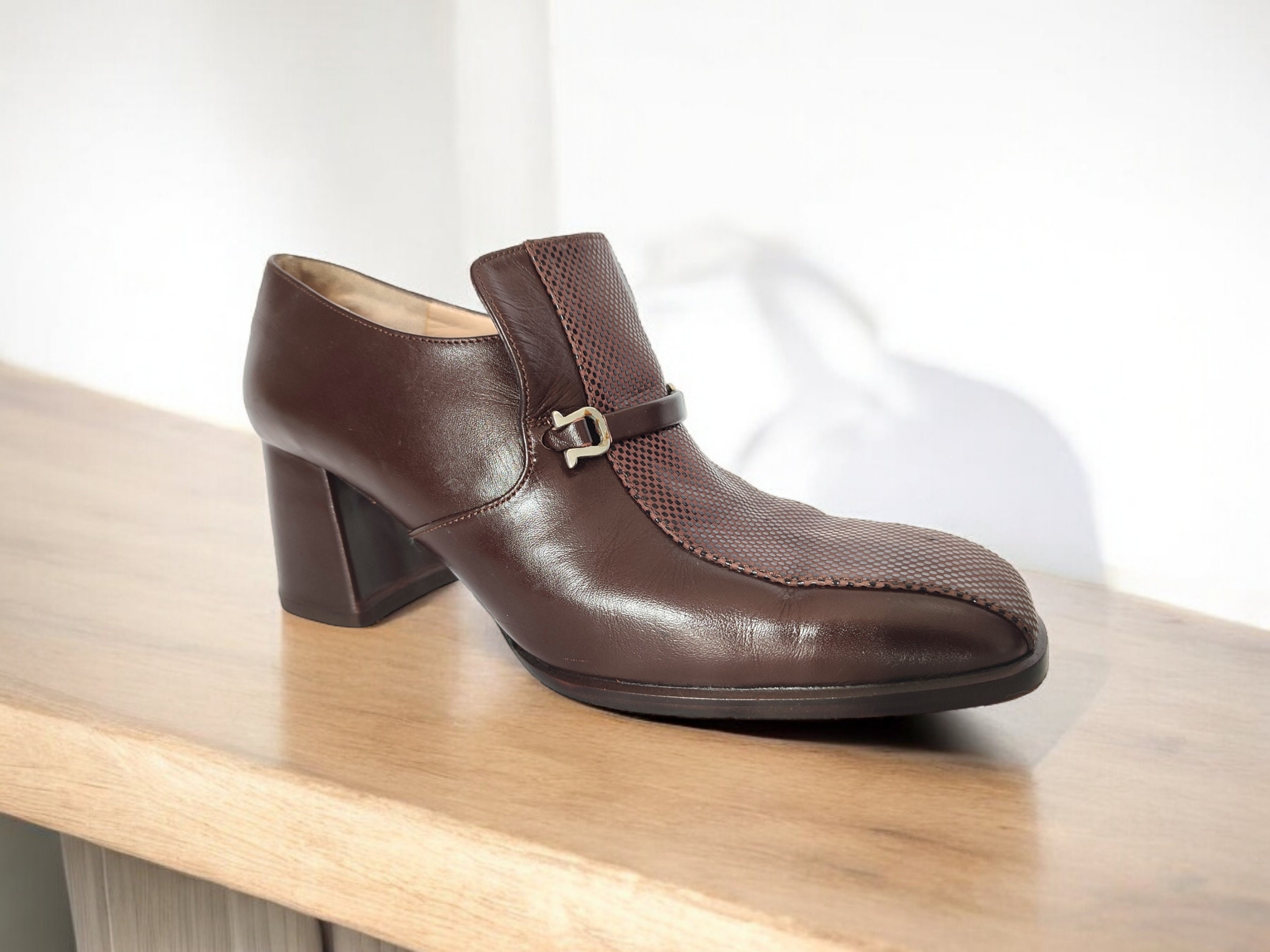 90's Vintage Leather Square Toe Heel Loafers in Brown Masculine