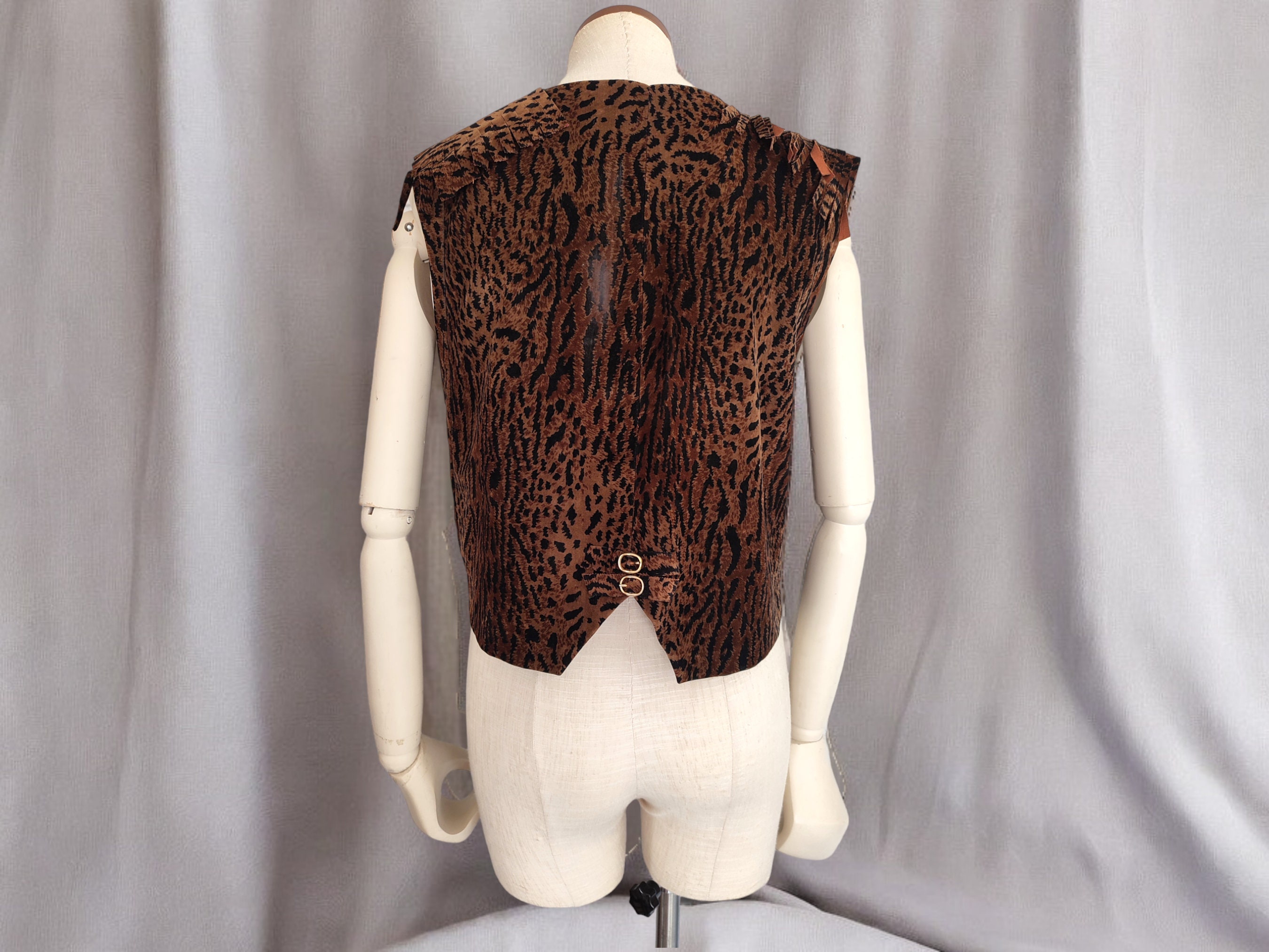 Vintage Leopard Faux Suede Vest With Shoulder Tassel, Button up
