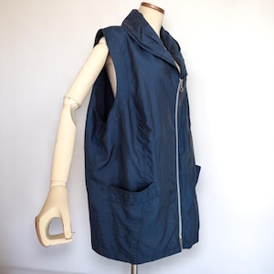90&#39;s Vintage Navyblue Oversize Nylon Vest for Women Sleeveless Zip-Up Shawl Neck Pocket Oversized Vest Hipster Windbreaker Jacket XL/XXL