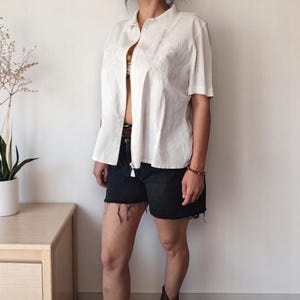 90&#39;s Vintage White Embroidered Short Sleeve Cardigan Cotton Knitwear Collared Zipper Cardigan Women&#39;s Cardigan/Jacket Summer Jacket L/XL