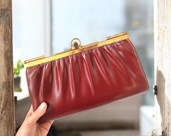 80's Vintage Faux Leather Clutch Bag With Golden Clousure in Brown/Burgundy Handmade Crossbody Purse