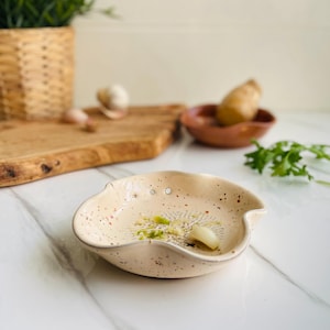 Pottery Garlic Grater, Herb Stripper Bowl, Ginger Grater, Rustic Ceramic Sauce Dish