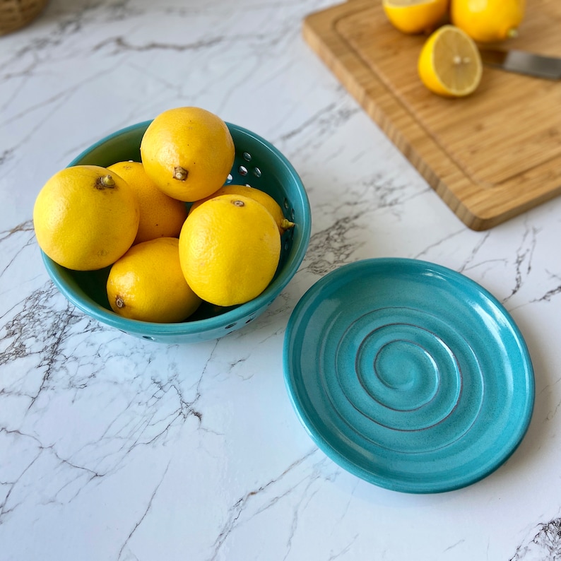 Turquoise Ceramic Berry Bowl, Pottery Fruit Colander with Saucer, Clay Strawberry Strainer Plate, Cook Kitchen Gift, Housewarming Gift image 4